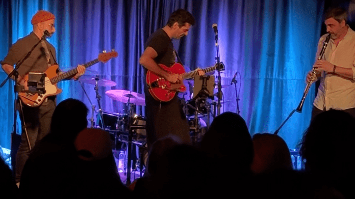 Eskises_sahne_piyasavibes_w