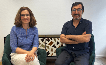 Türkiye’den yeni yatırım: Münih’te lazer ve cilt bakım merkezi Daphne Laser Skin Care kurucuları Dr. Ayfer Eren Şensoy ve Dr. Yakup Şensoy, Münih lazer ve cilt bakım merkezinde